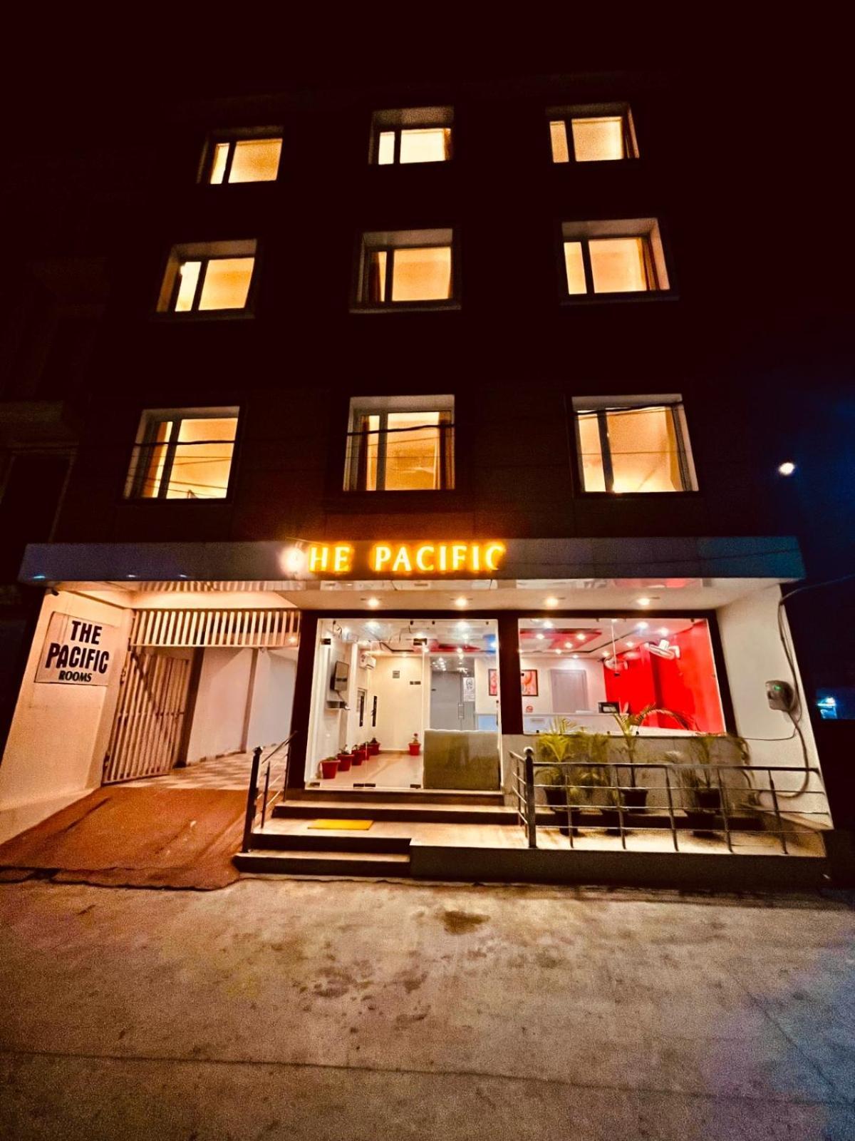 Hotel The Pacific Grand, Харидвар Экстерьер фото